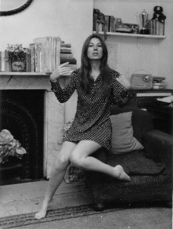 Linda-1972-Flat-small.jpg (39555 bytes)